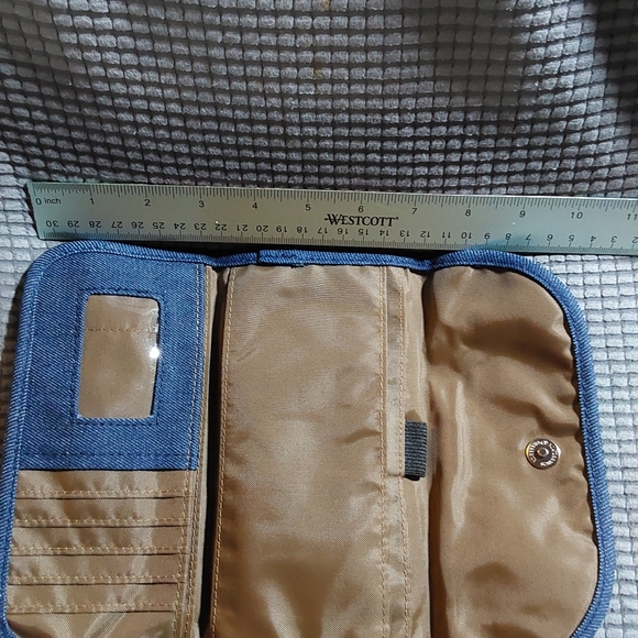 Kavu, Fossil, Unionbay& Thirty one Combo - Picture 7 of 8